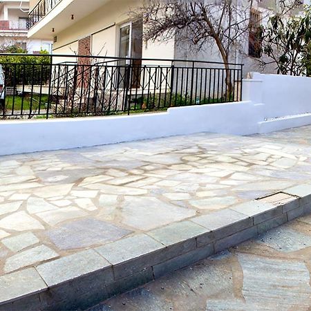 Αcacia House - Fully Equipped Apartment In Glyfada Афины Экстерьер фото